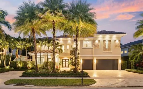 560 Coconut Palm Ter, Plantation, FL 33324