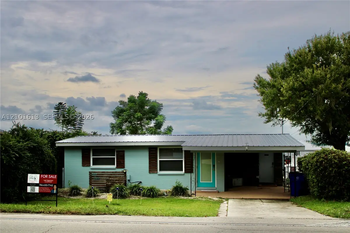 510 Lake June Rd, Lake Placid, FL 33852 - #1