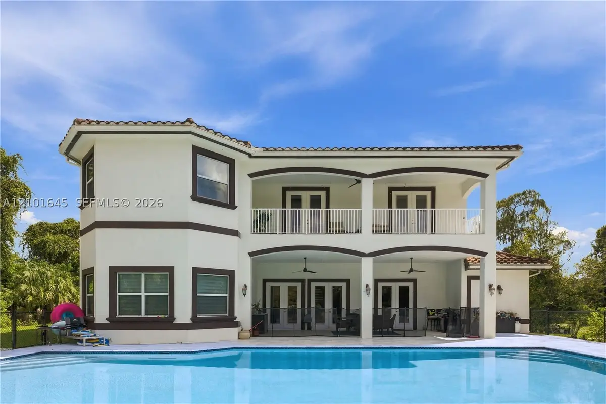 541 SW 17th St Sw, Naples, FL 34117-3315 - #1