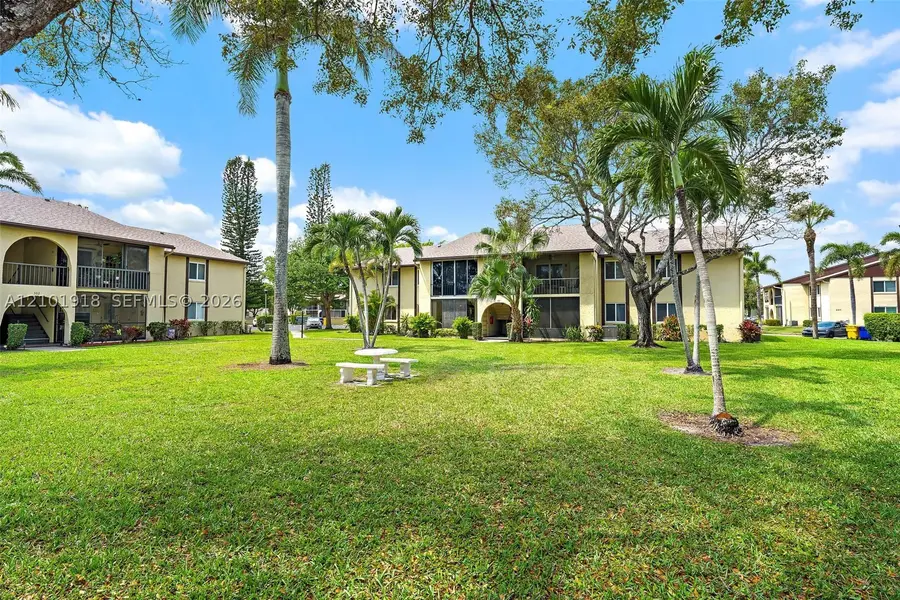 301 Pine Ridge Cir #C-1, Greenacres, FL 33463 - #2