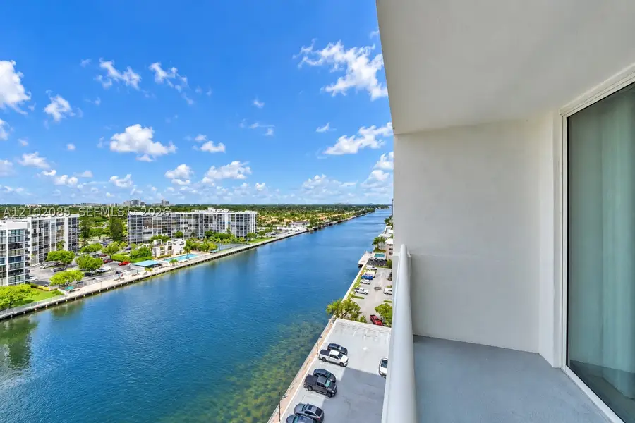 3000 S Ocean Dr #1208, Hollywood, FL 33019 - #2