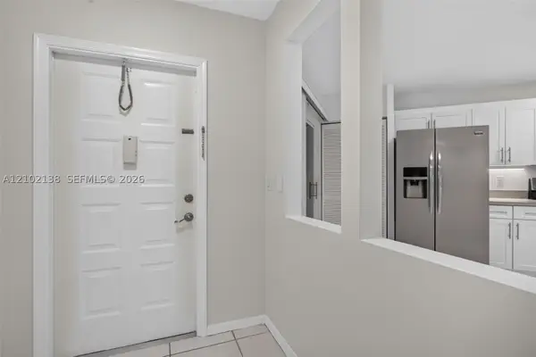 9539 S Weldon Cir #F308, Tamarac, FL 33321