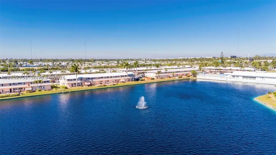 901 SW 11 Ave #17H, Hallandale Beach, FL 33009 - #2