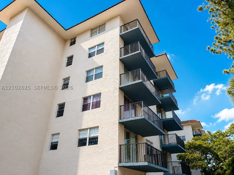 12590 NE 16th Ave #303, North Miami, FL 33161 - #2