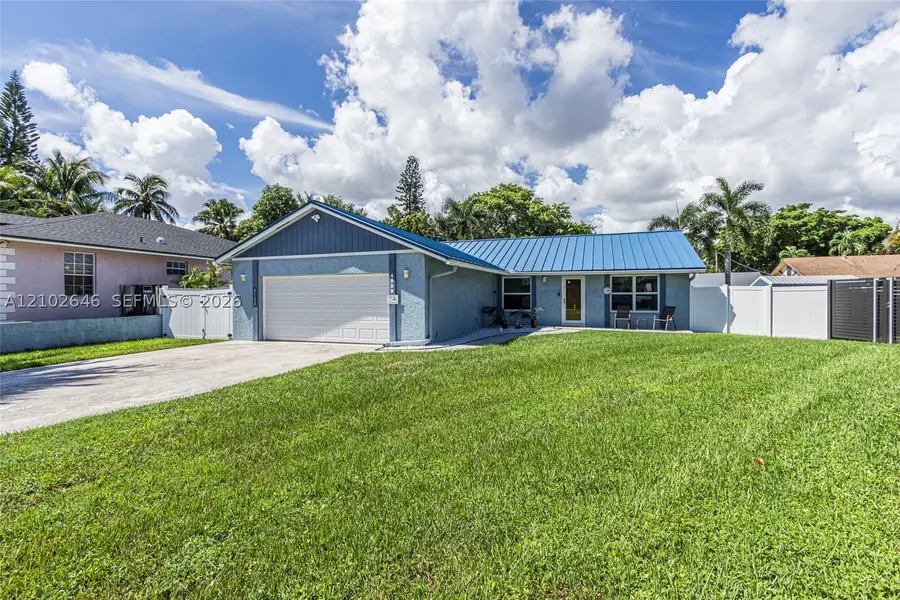 4539 SW 28th Way, Dania Beach, FL 33312 - #3