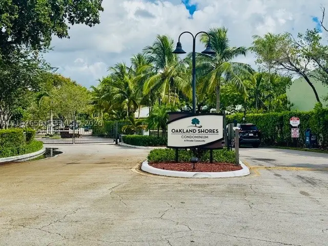 3123 Oakland Shores Dr #D202, Oakland Park, FL 33309 - #3