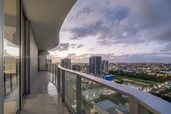 1400 Biscayne Blvd #2906, Miami, FL 33132