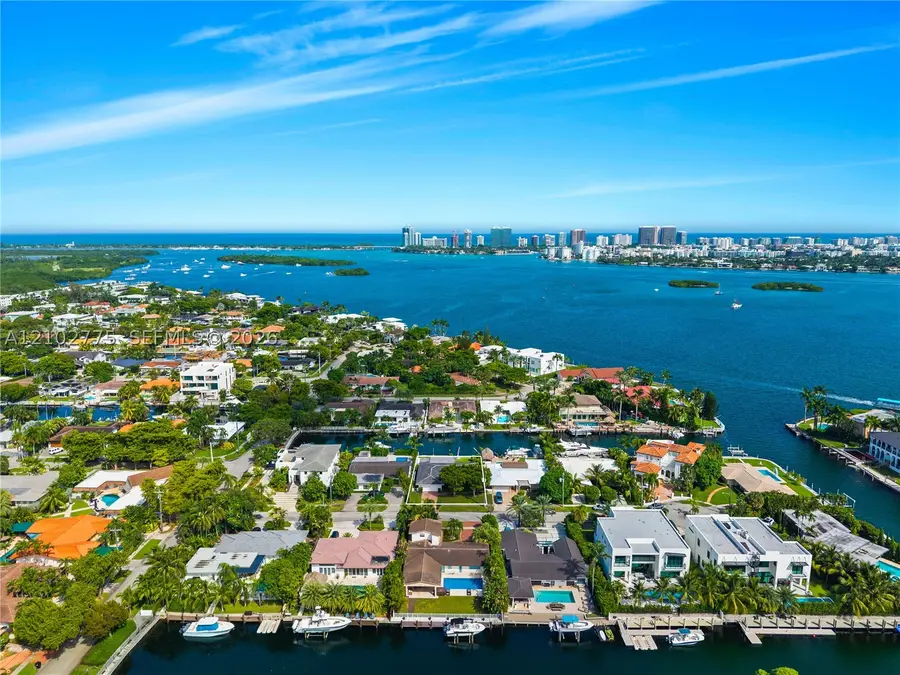 12805 Maple Rd, North Miami, FL 33181 - #2