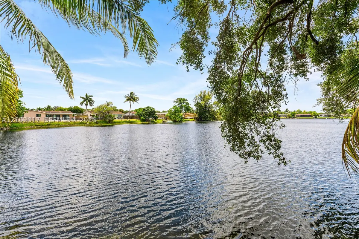 8956 Palm Tree Ln #8956, Pembroke Pines, FL 33024 - #1