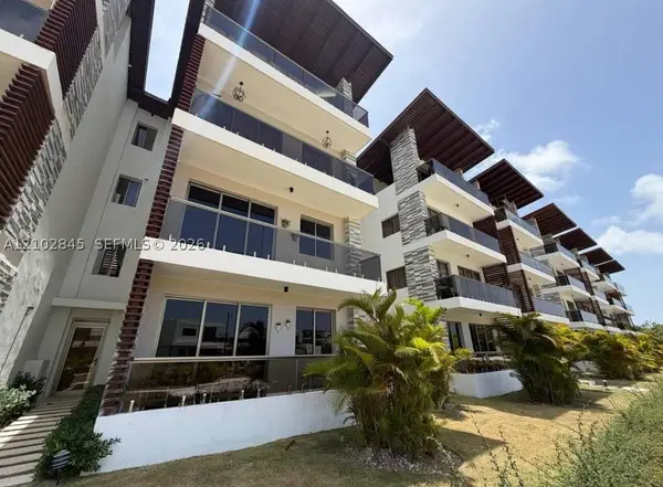 1 Epic, Punta Cana,  