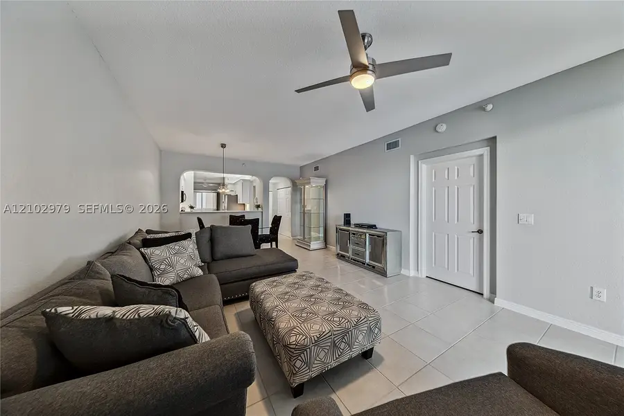 7623 Southampton Ter #206, Tamarac, FL 33321 - #2
