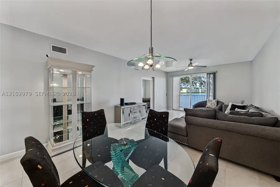 7623 Southampton Ter #206, Tamarac, FL 33321 - #3