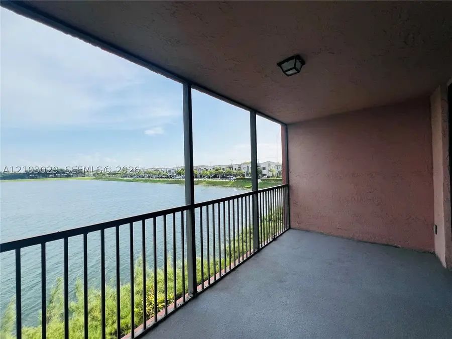 20860 San Simeon Way #205-6, Miami, FL 33179 - #2