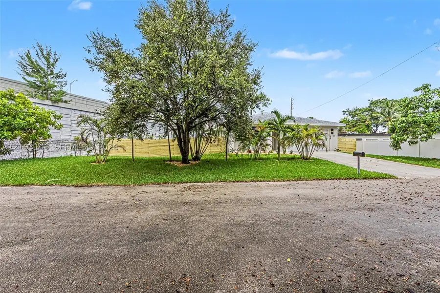 727 NW 43rd Ct, Oakland Park, FL 33309 - #3