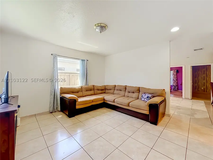 113 NW 28th Ter, Fort Lauderdale, FL 33311 - #3