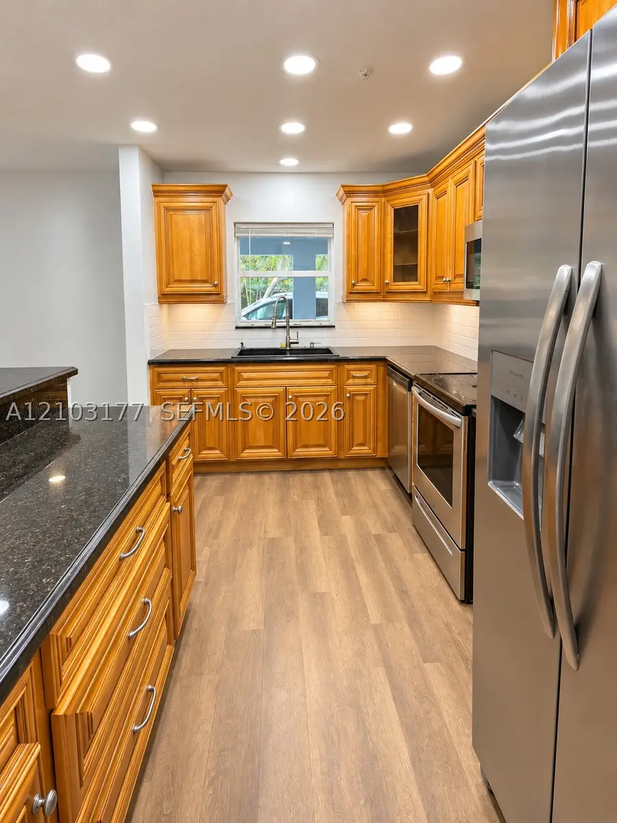 621 S 24th Ave, Hollywood, FL 33020 - #3