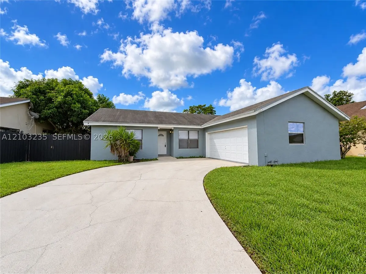 11220 SW 159th St, Miami, FL 33157 - #1