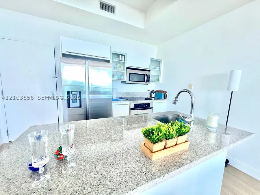 888 Biscayne Blvd #4807, Miami, FL 33132 - #3