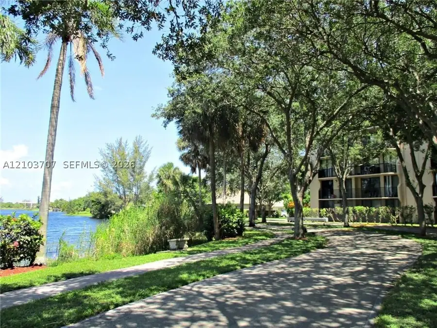 3500 Blue Lake Dr #501, Pompano Beach, FL 33064 - #2
