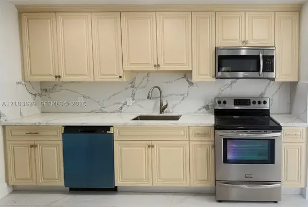Address Withheld By Seller, Oakland Park, FL 33334