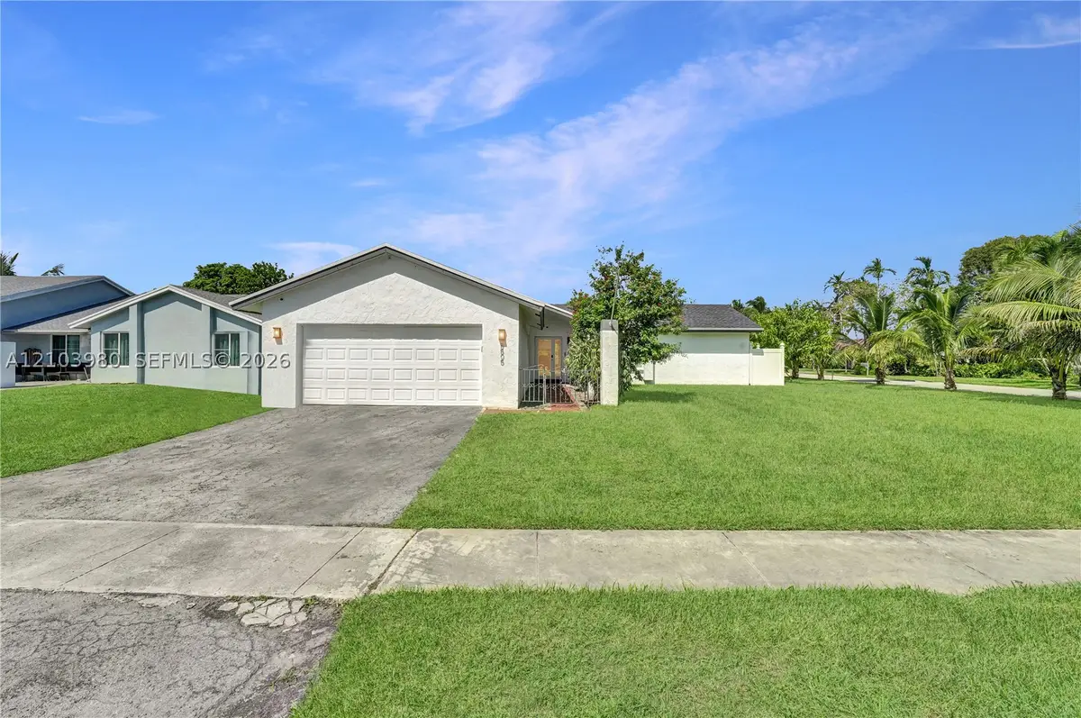 5505 SW 9th St, Margate, FL 33068 - #1