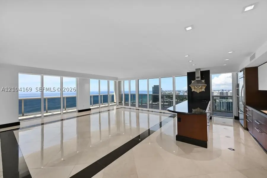1850 S Ocean Dr #LP4204, Hallandale Beach, FL 33009 - #2