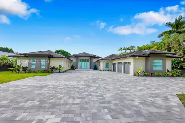 11240 SW 95th St, Miami, FL 33176