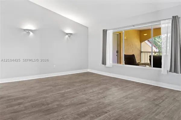 2371 NW 33rd St #714, Oakland Park, FL 33309