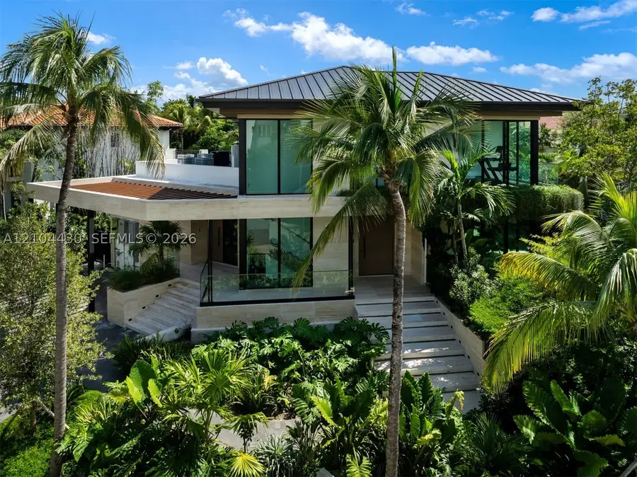360 Harbor Ln, Key Biscayne, FL 33149 - #2