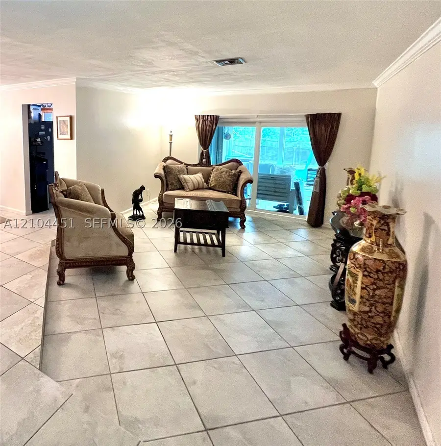 11093 Glenwood Dr, Coral Springs, FL 33065 - #2