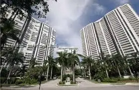 21205 Yacht Club Dr #308, Aventura, FL 33180 - #2