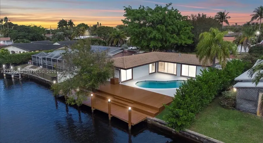 1910 NW 36th St, Oakland Park, FL 33309 - #2