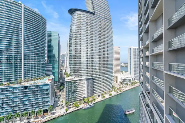 475 Brickell Ave #2610, Miami, FL 33131