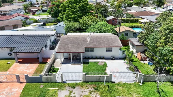 11970 SW 4th Ter, Miami, FL 33184