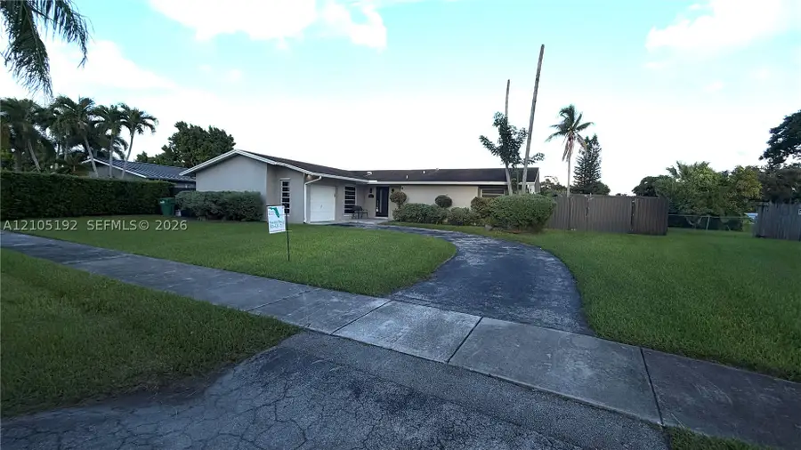 18557 SW 93rd Pl, Cutler Bay, FL 33157 - #2