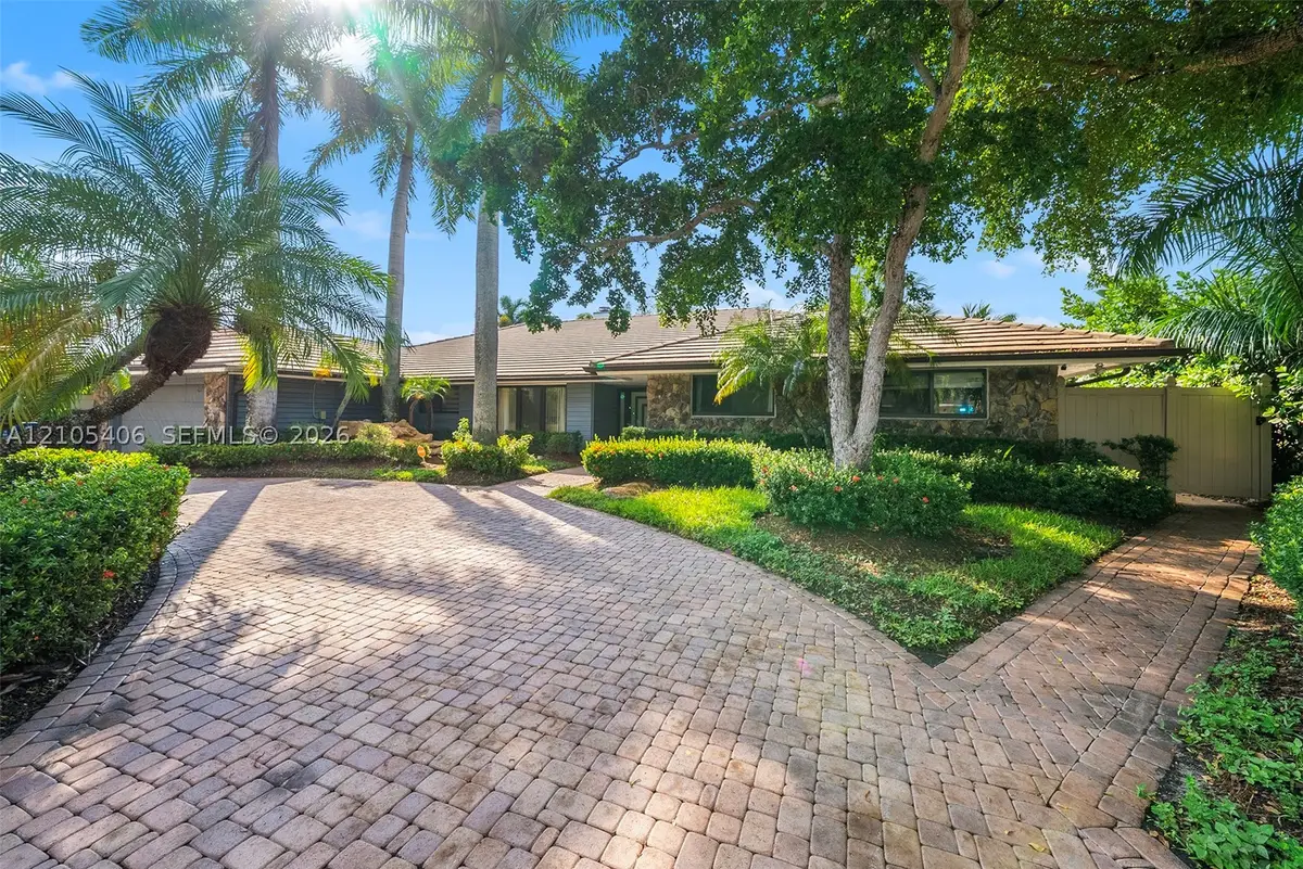 407 Sunset Dr, Hallandale Beach, FL 33009 - #1