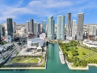 888 Biscayne Blvd #811, Miami, FL 33132 - #3