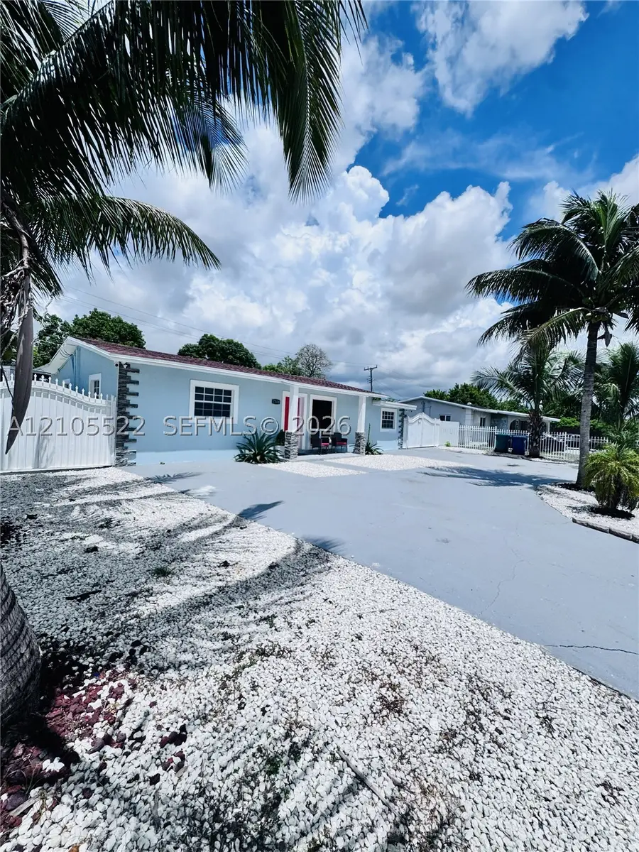 17630 NW 37th Ave, Miami Gardens, FL 33056 - #3