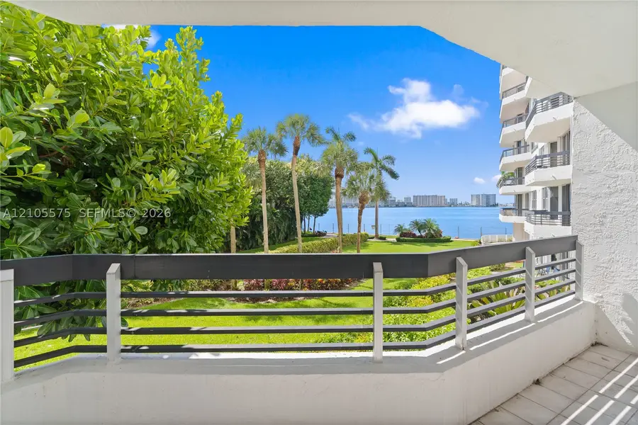 3600 Mystic Pointe Dr #215, Aventura, FL 33180 - #2