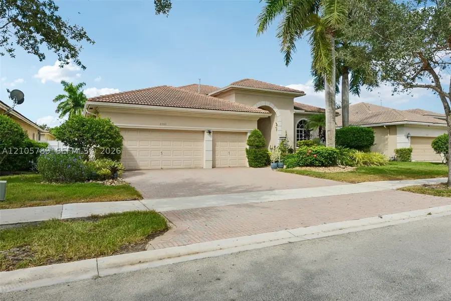 6353 SW 191st Ave, Pembroke Pines, FL 33332 - #2