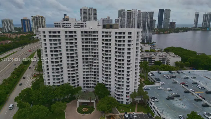3300 NE 192nd St #1101, Aventura, FL 33180 - #2