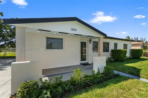 2850 NW 205th St, Miami Gardens, FL 33056