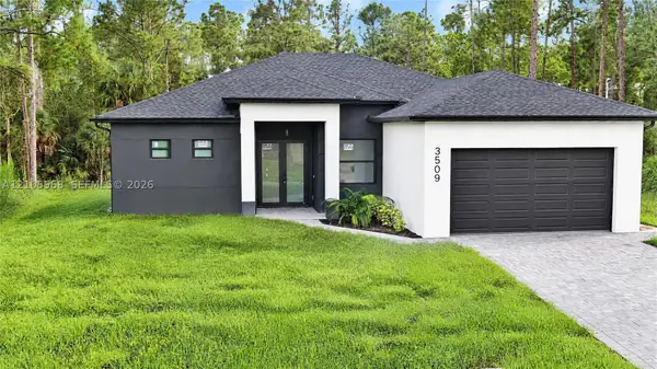 3509 63rd St W, Lehigh Acres, FL 33971