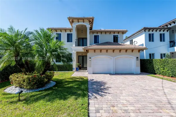 6335 SW 27th St, Miami, FL 33155