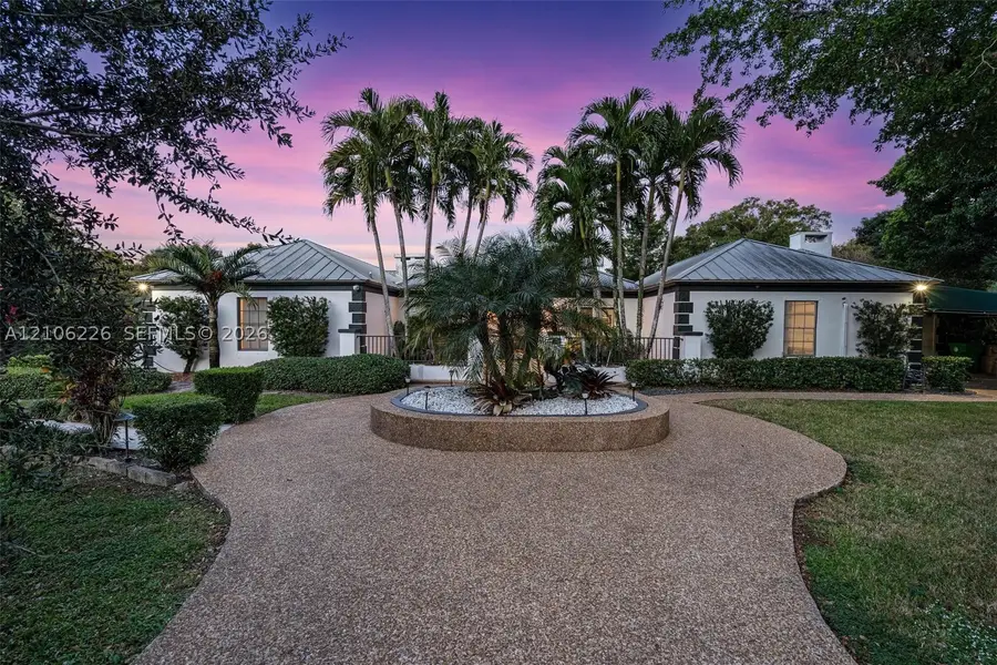 11155 SW 40th St, Davie, FL 33328 - #2