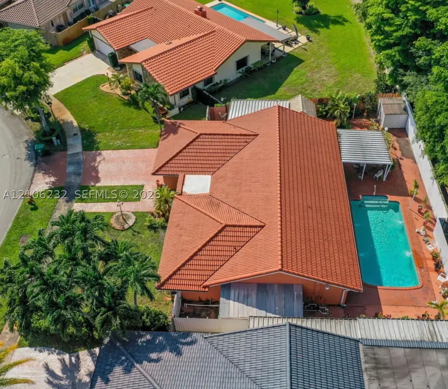 6537 NW 201st Ter, Hialeah, FL 33015 - #2