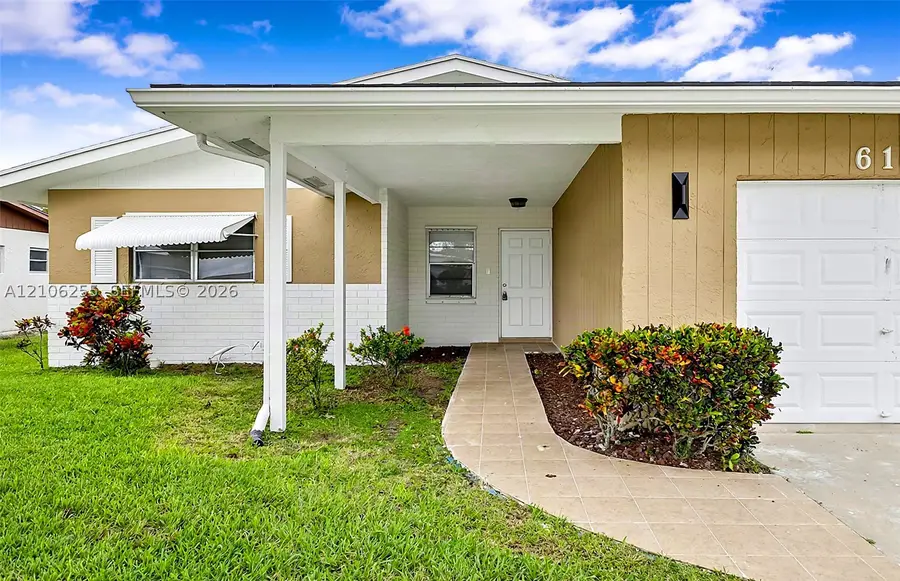 6118 Dusenburg Rd, Delray Beach, FL 33484 - #2