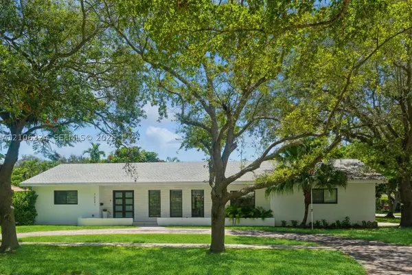 13241 SW 72nd Ave, Pinecrest, FL 33156