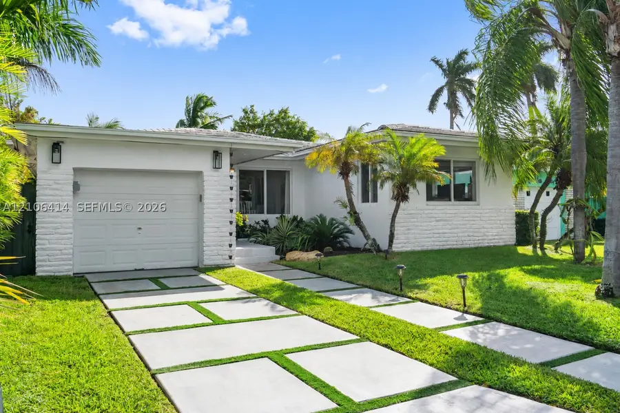 9133 Garland Ave, Surfside, FL 33154 - #2