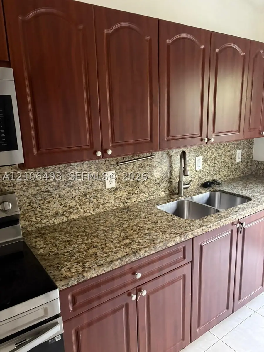 117 SE 3rd Ave #7, Hallandale Beach, FL 33009 - #3